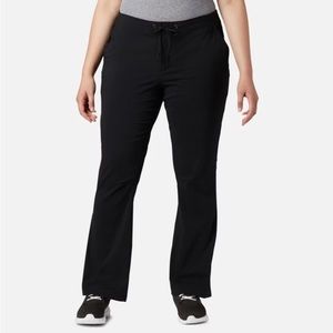 New COLUMBIA Women's Anytime Outdoor Boot Cut Pants in black size 16